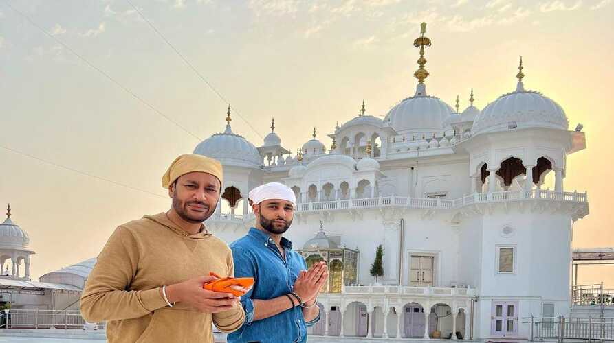 punjabi singer harbhajan mann visit gurudwara takht sri kesgarh ...